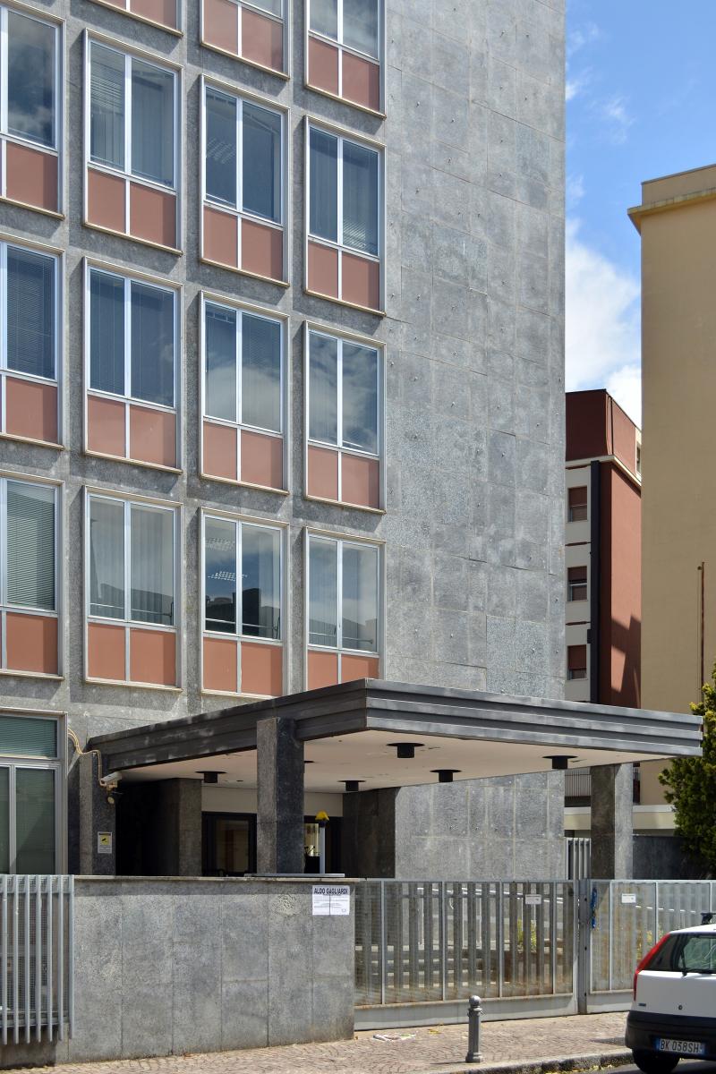 Particolare ingresso prospetto principale
