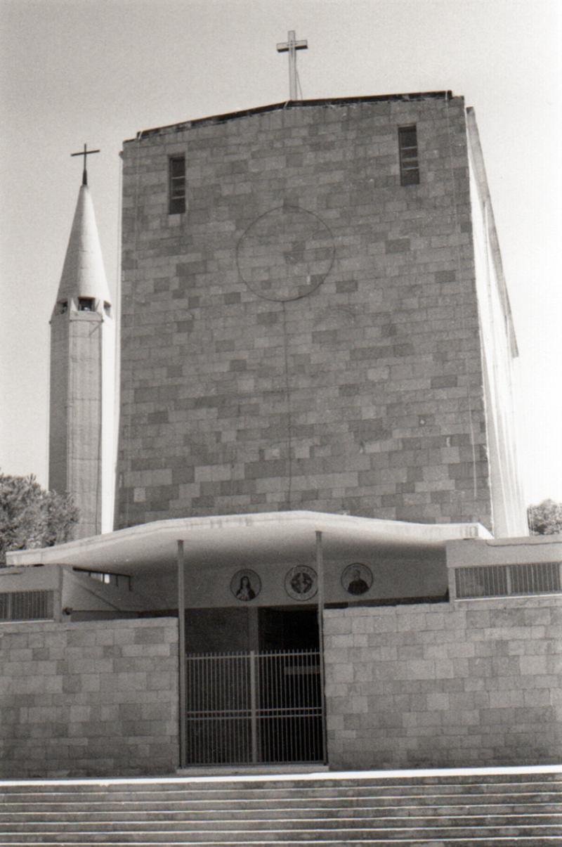 Chiesa dell'Addolorata _ particolare dell'ingresso 