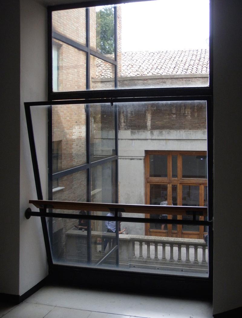 interno, dettaglio dell'infisso