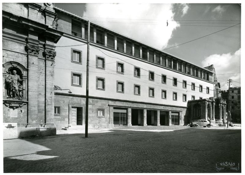 Vista da piazza del Gesù