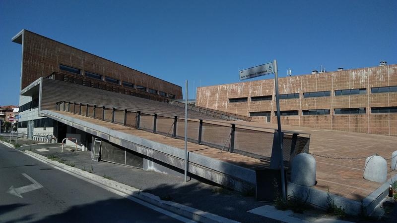 Vista esterna da via POrtuense	