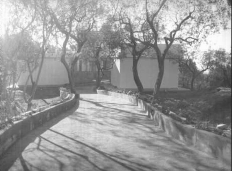 Il viale d'accesso, foto d'epoca