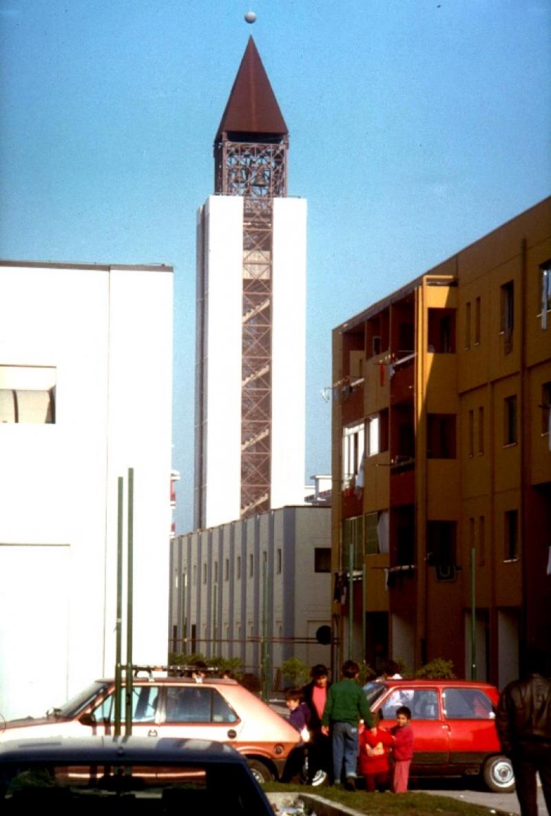 Complesso parrocchiale, campanile