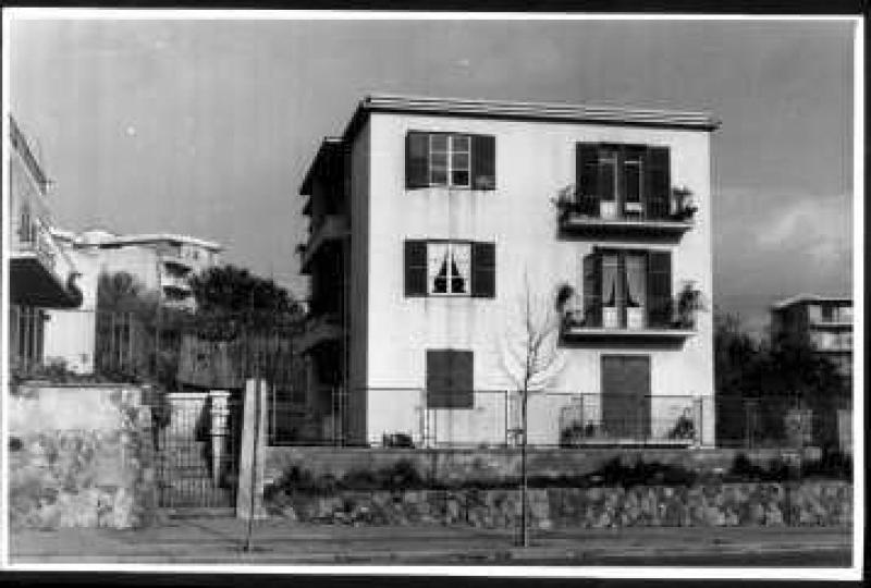 Quartiere sperimentale a Torre Ranieri, prospetto palazzina