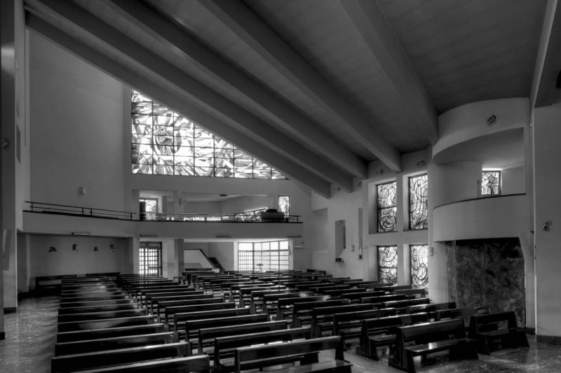 Interno, navata unica