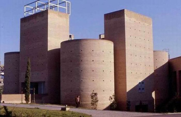 Vista esterna chiesa 