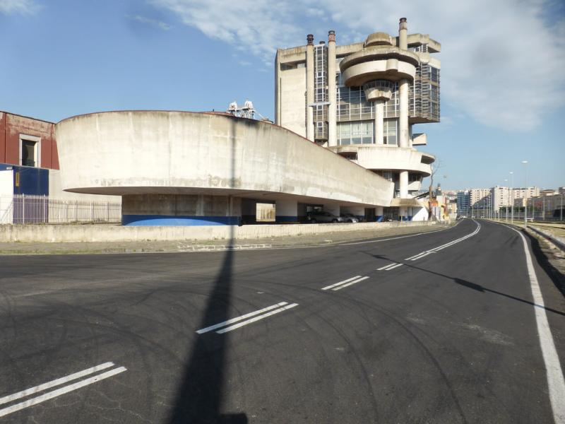 Vista dell'edificio dal fronte strada