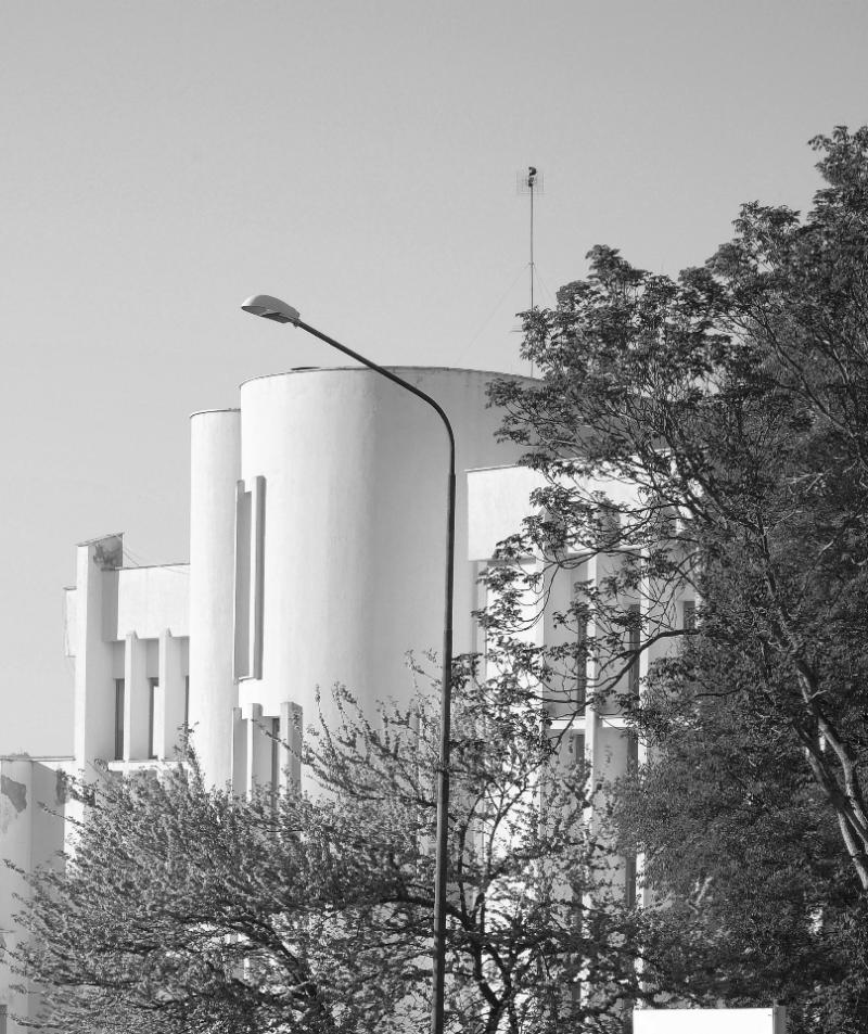 Particolare dell'innesto del cilindro delle scale