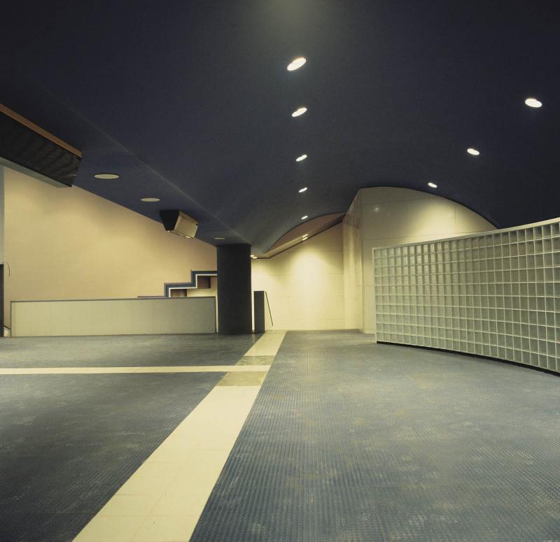 Stazione Vanvitelli, interni