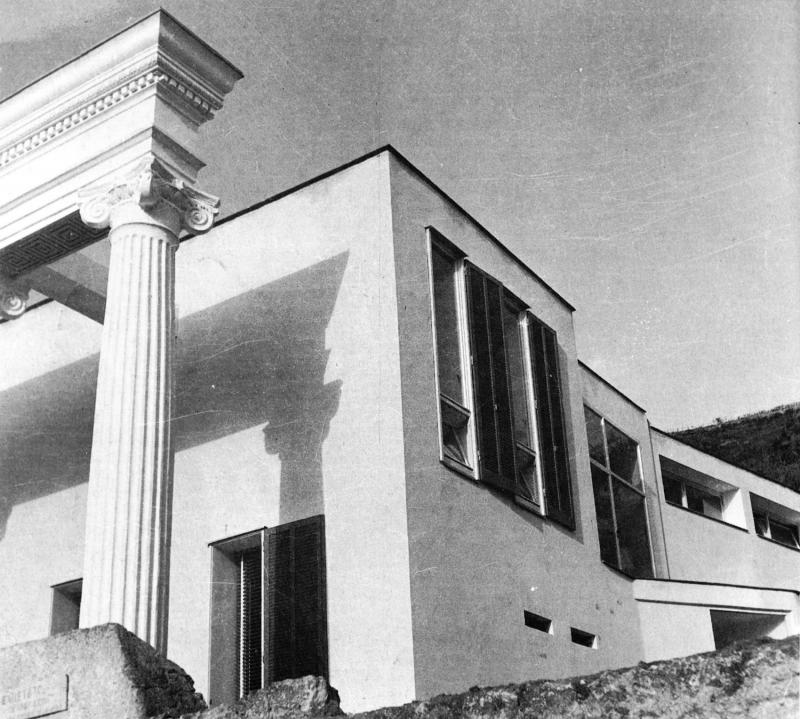 Margine inferiore del colonnato verso il mare_foto d'epoca