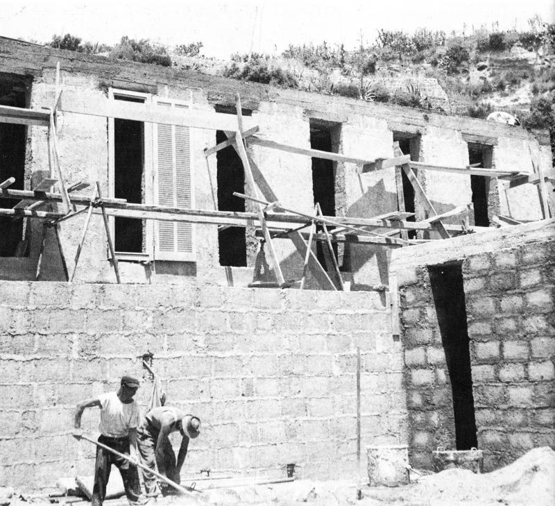 Il patio durante i lavori_foto d'epoca