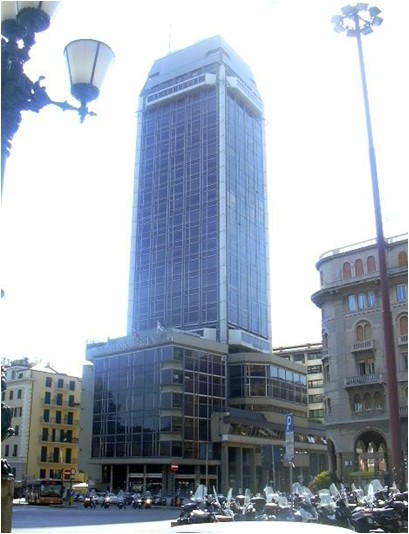 Veduta della Torre SIP dalla Stazione Brignole