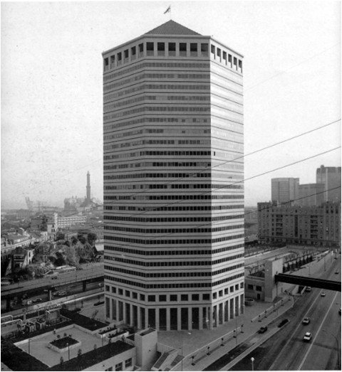 Foto dell'edificio a pochi anni dalla cosruzione 