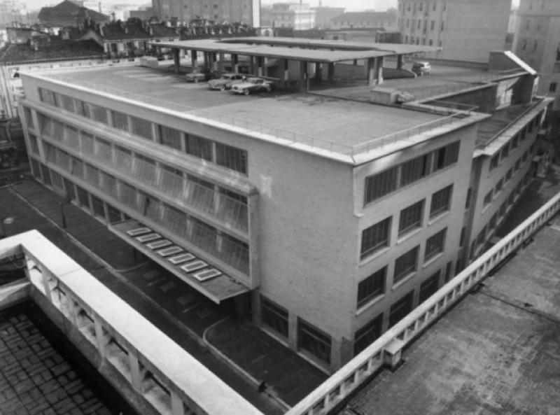 Il garage visto dall'alto. Stampa fotografica b/n