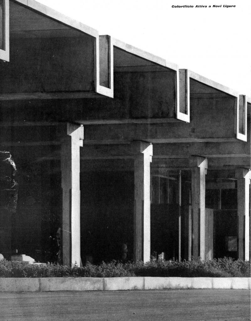 Dettaglio del fronte dello stabilimento, anni Sessanta