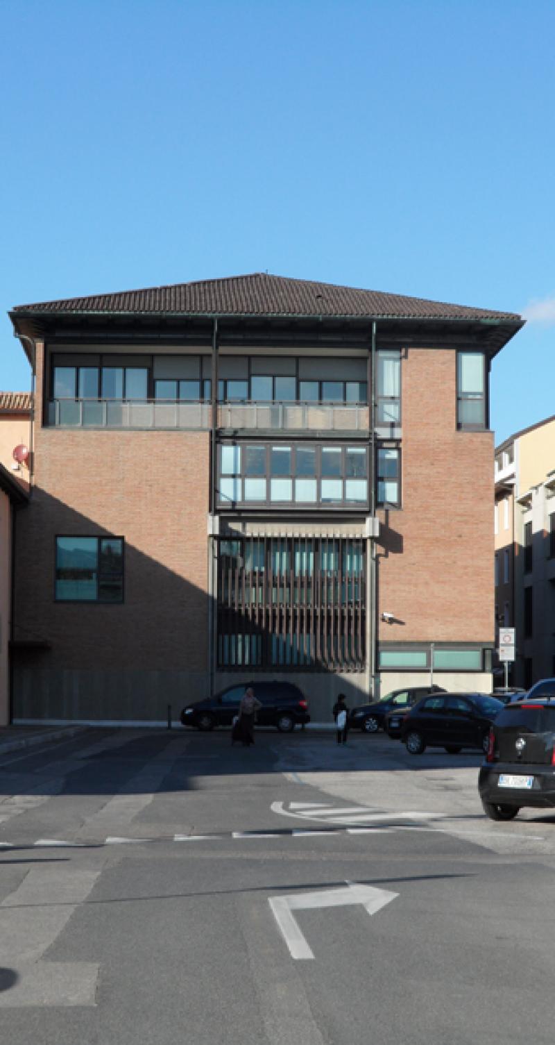 prospetto su largo Firenze