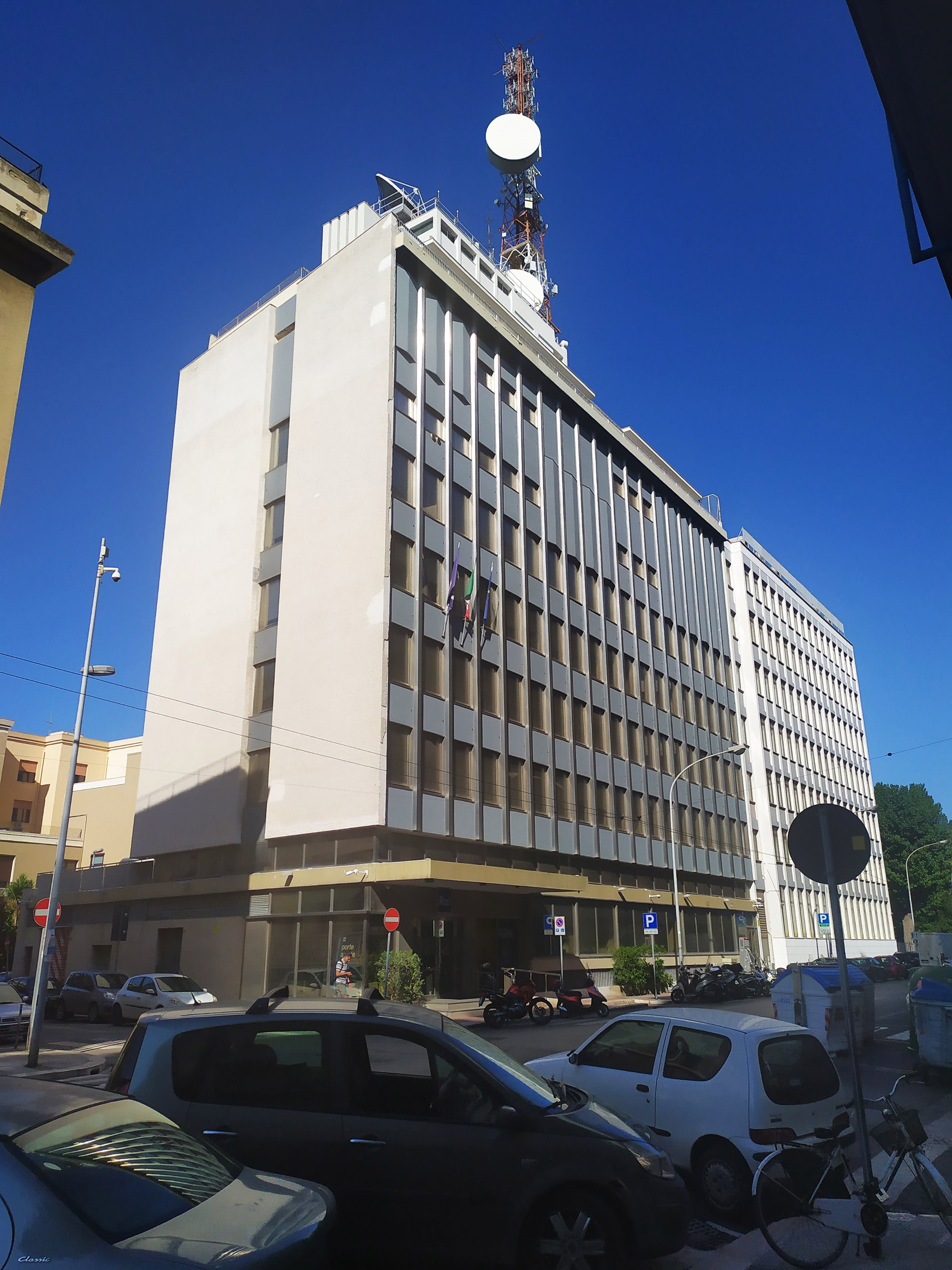 Fronte principale, vista da ovest
