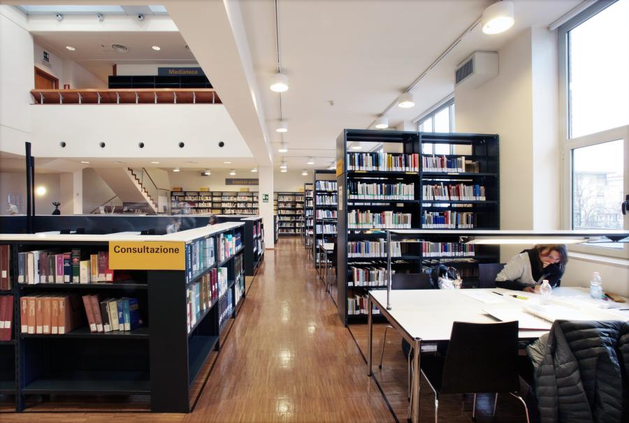 Biblioteca, sala studio