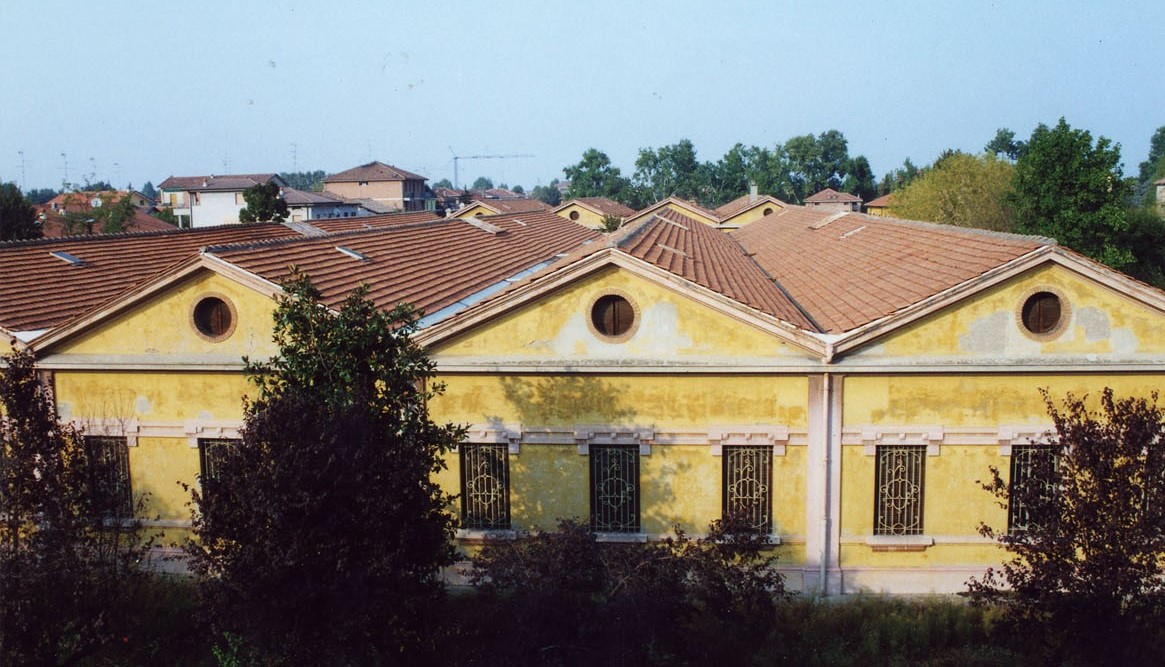 Vista esterni - facciata preesistenza