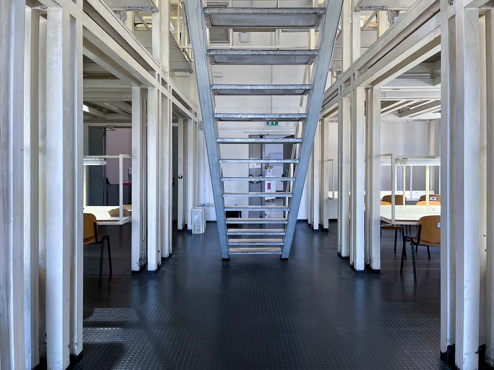 Controcampo dell'ingresso