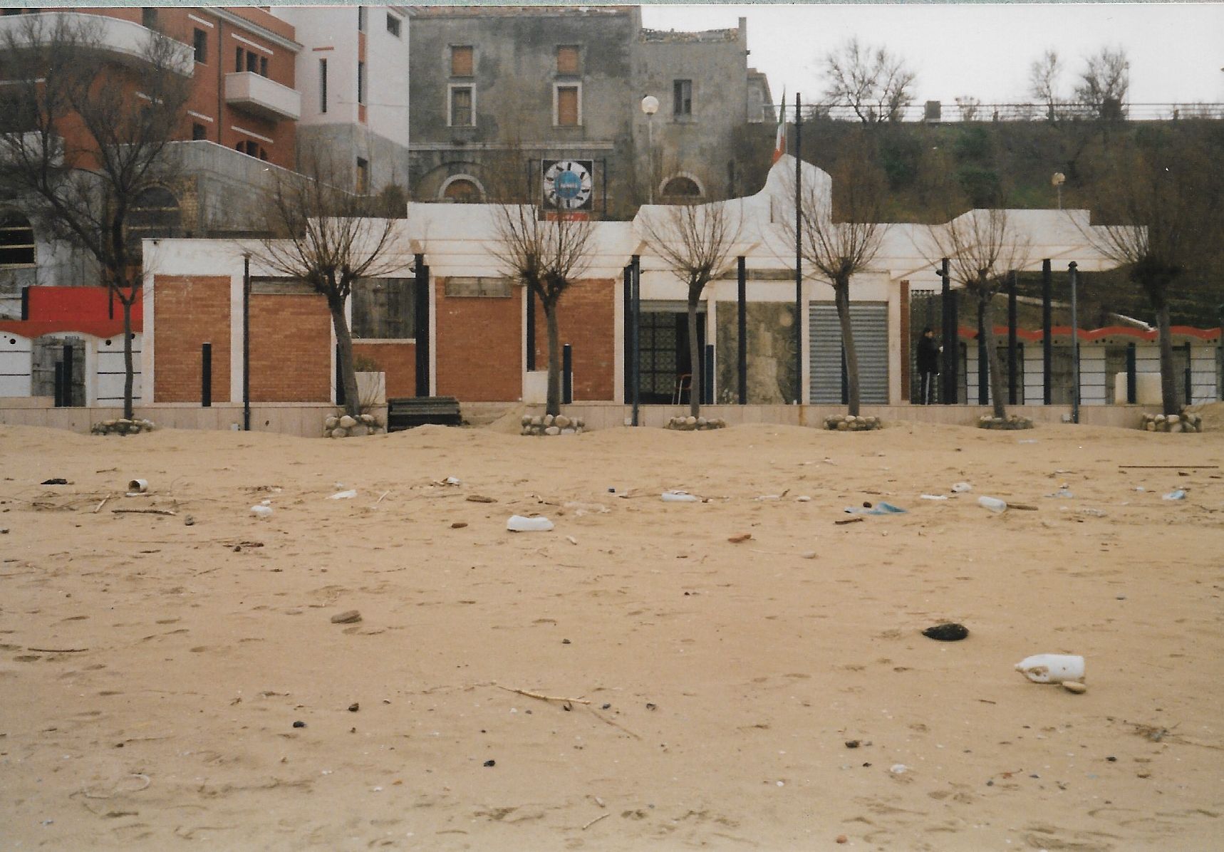 vista dalla spiaggia (1966)