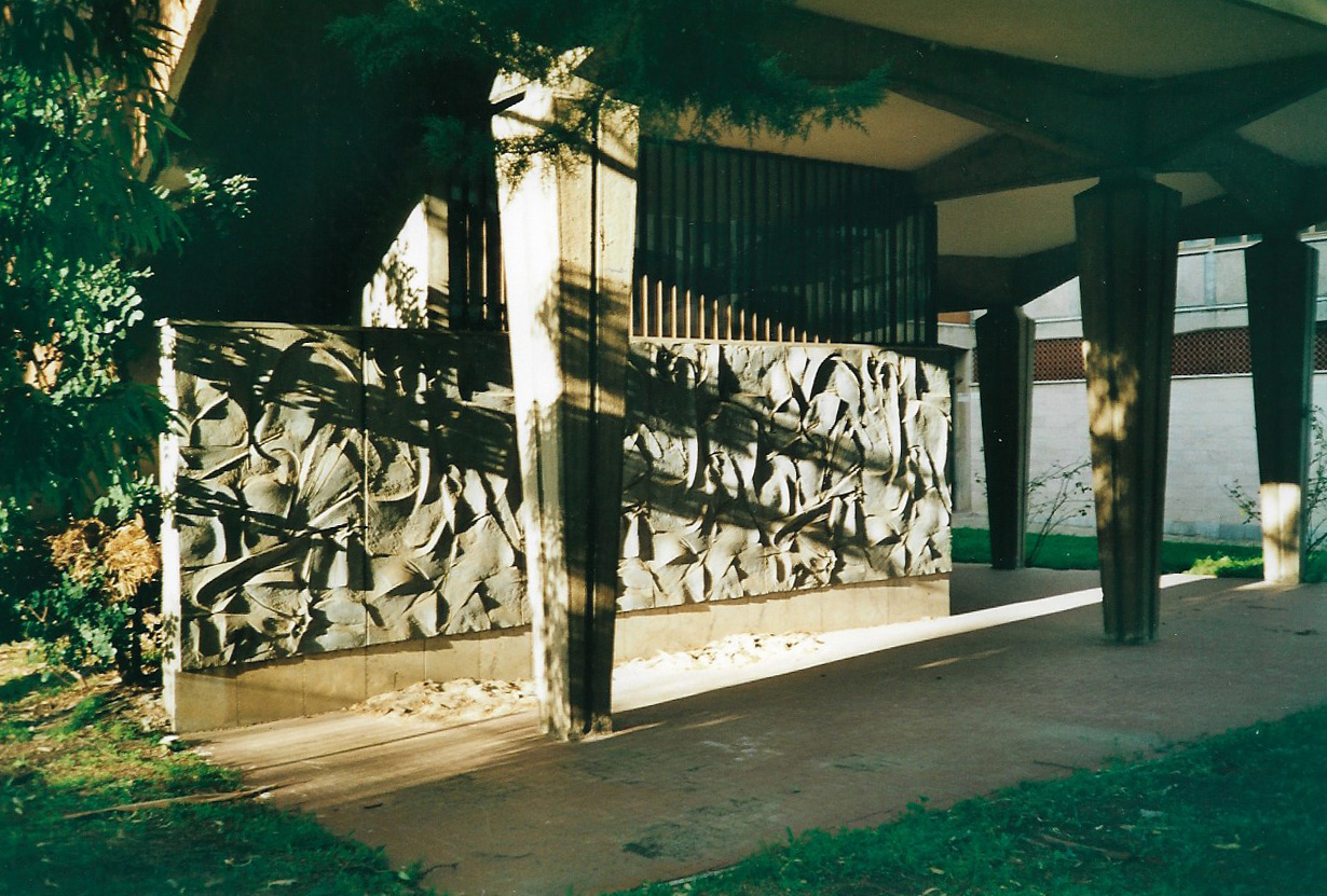 portico- scultura (2005)