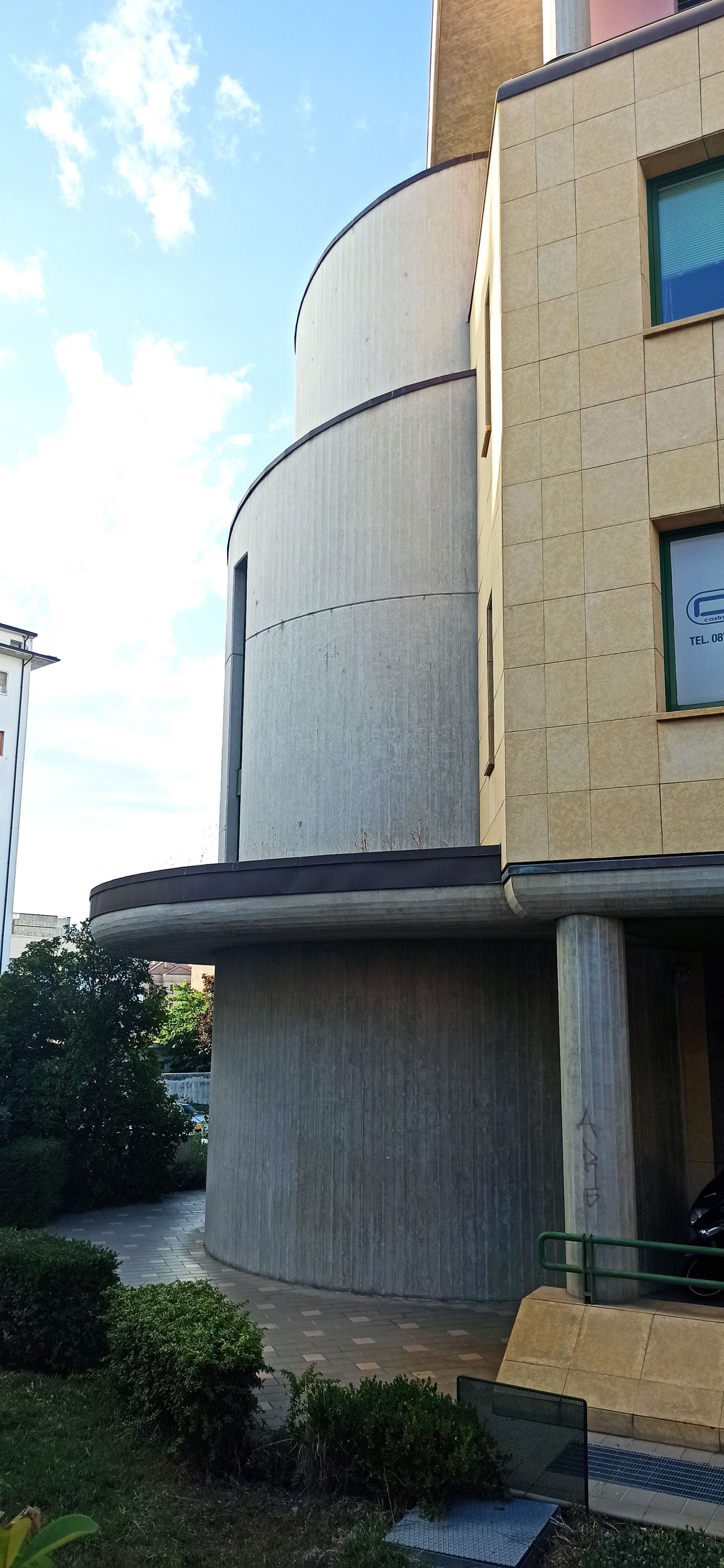 particolare prospetto Sud-Est