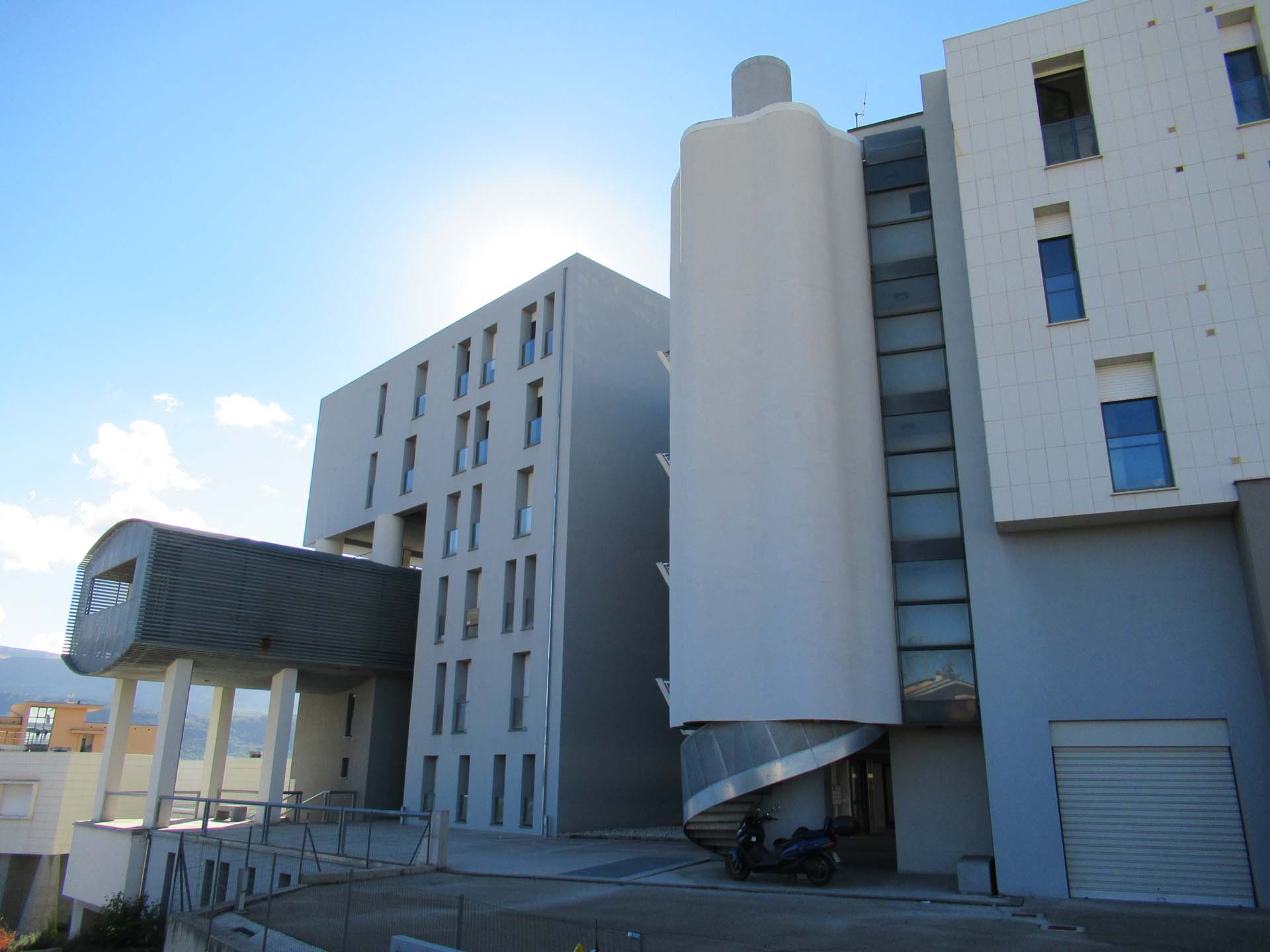 vista laterale complesso