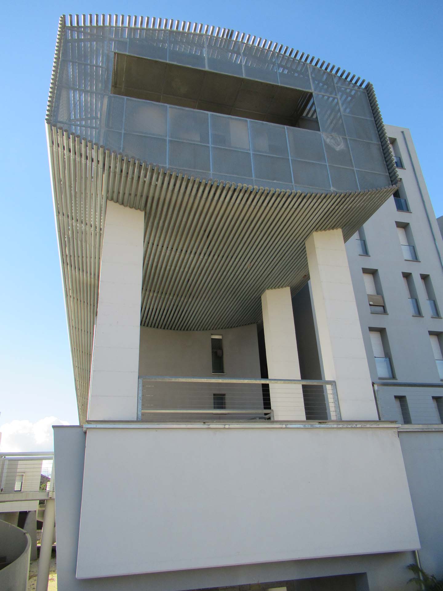 particolare fronte laterale