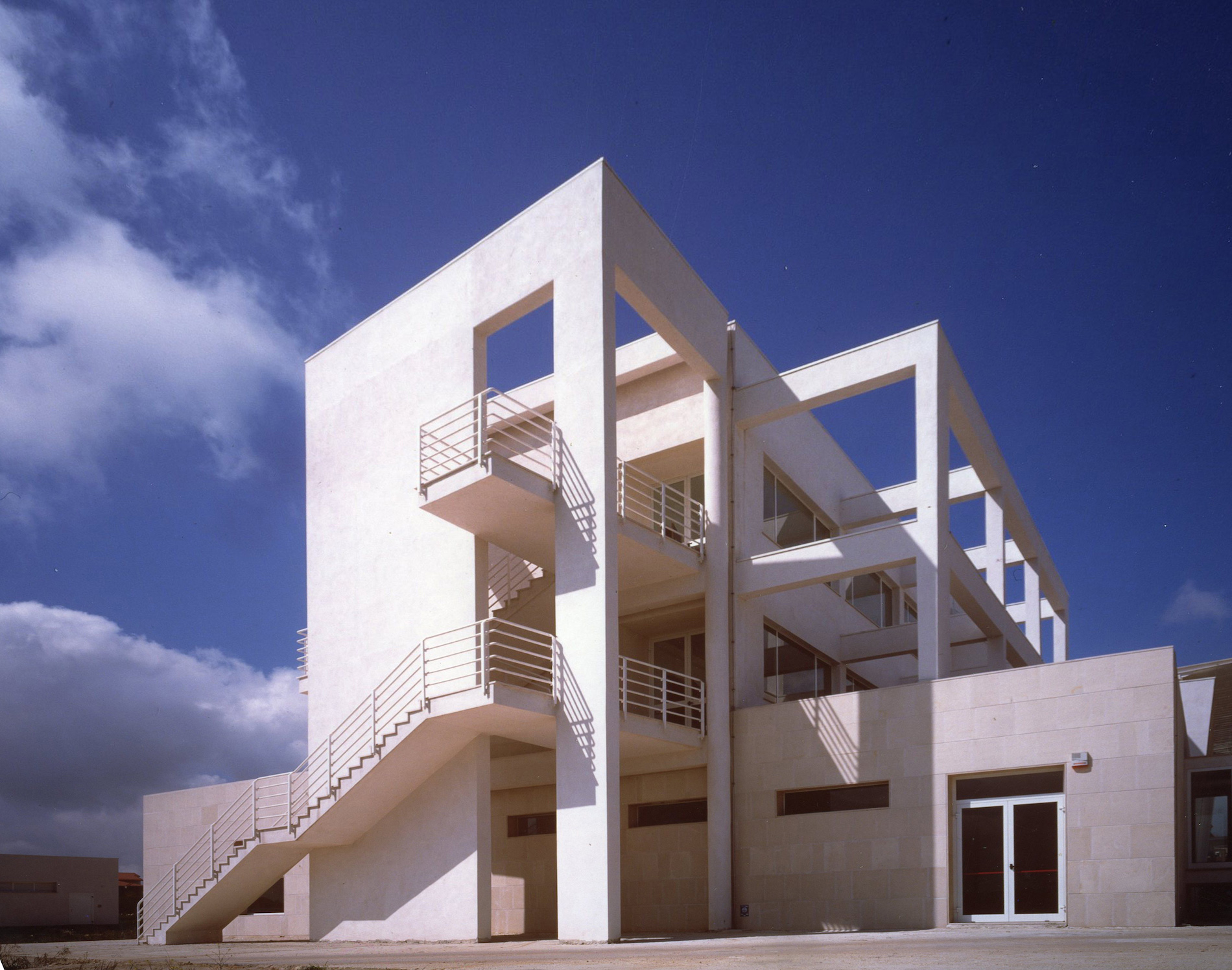 Dettaglio dello spigolo nord-est del complesso