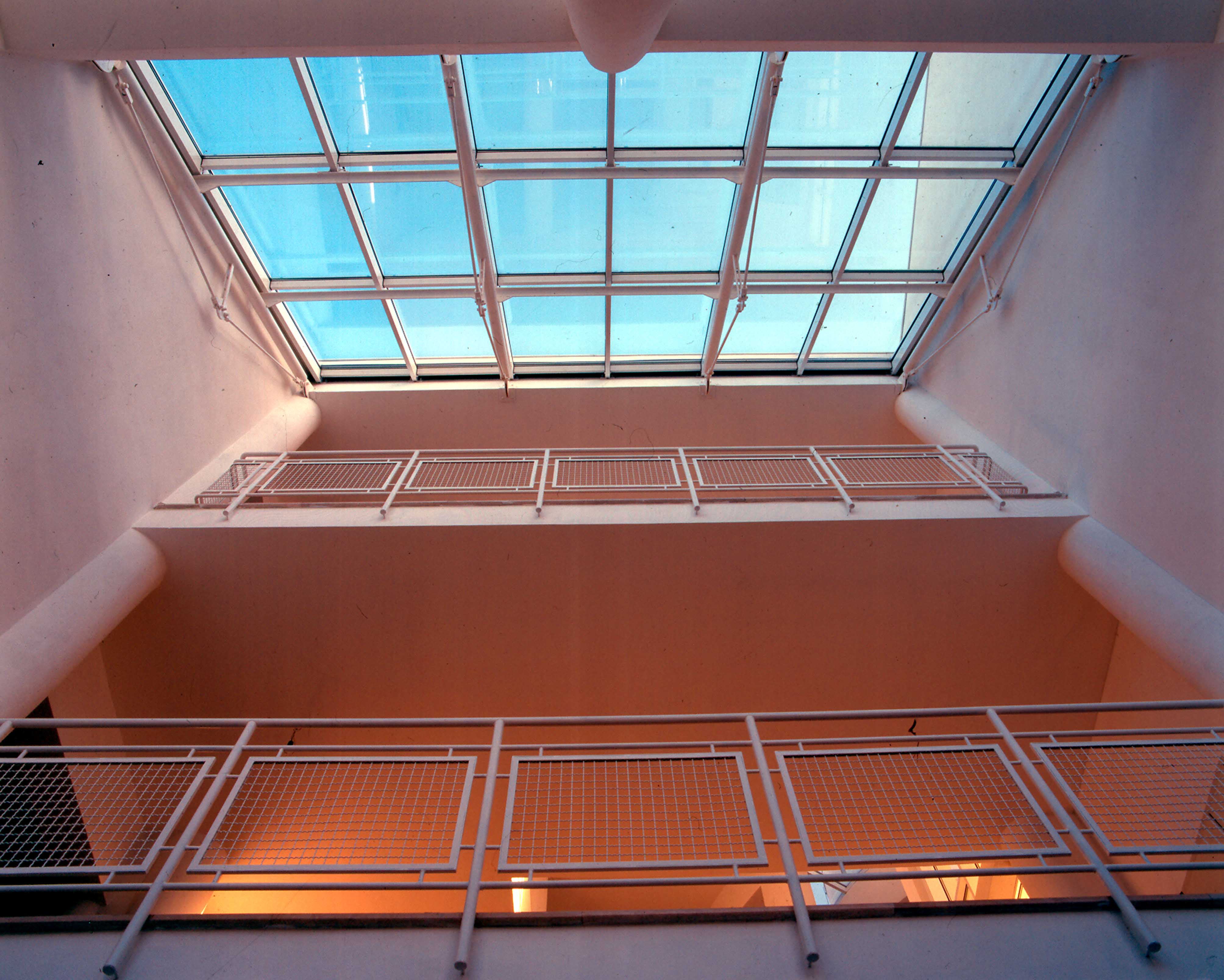 Lucernaio d'ingresso, vista dal basso