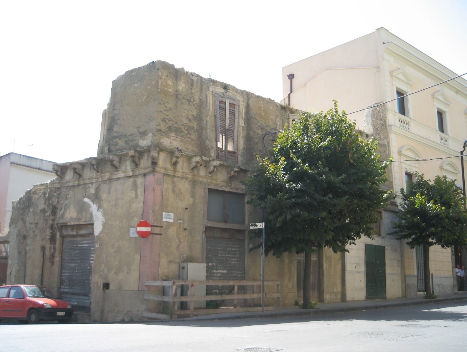 Il rudere preesistente