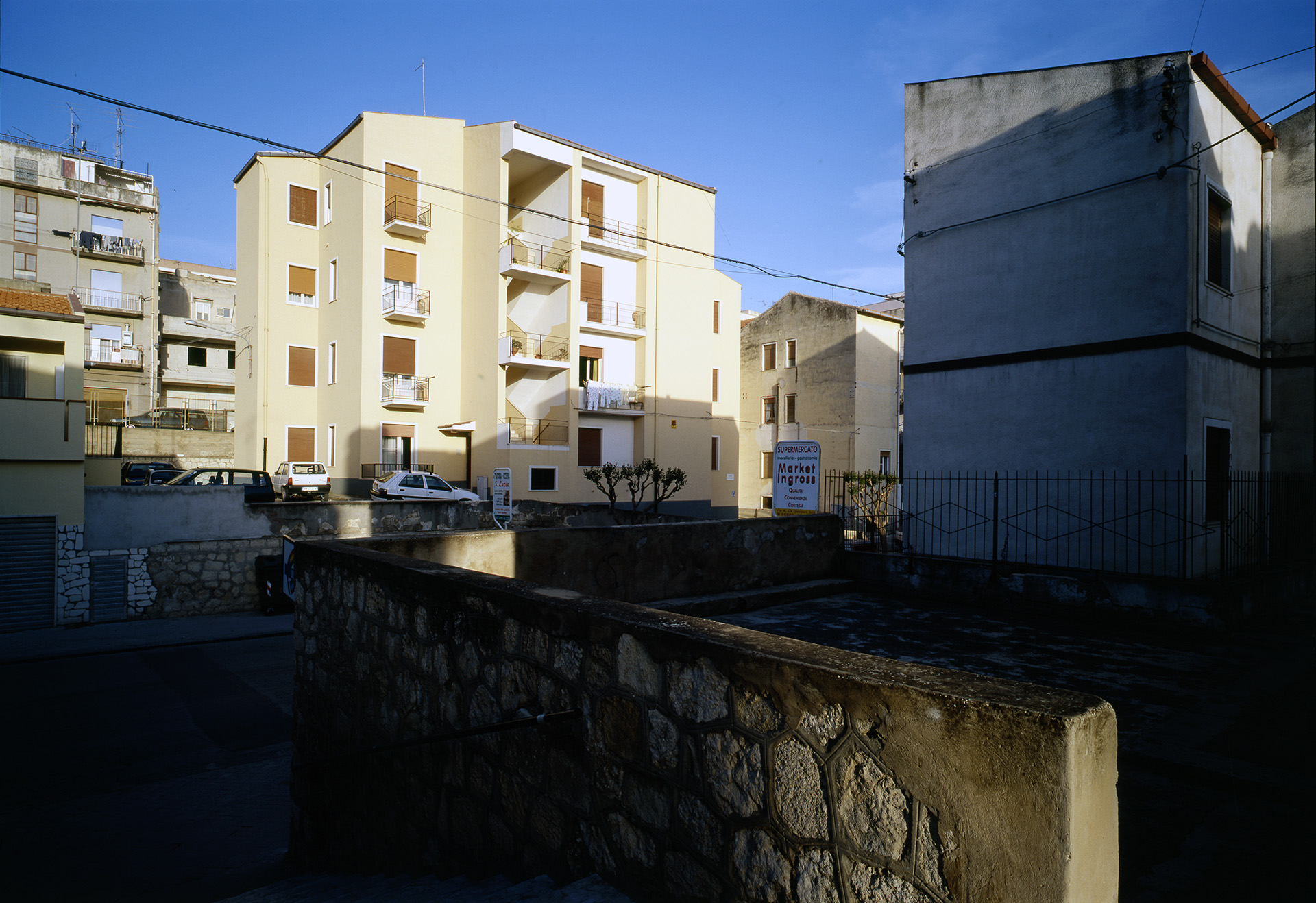 Unità tipologica a quattro piani su Via dei Cappuccini