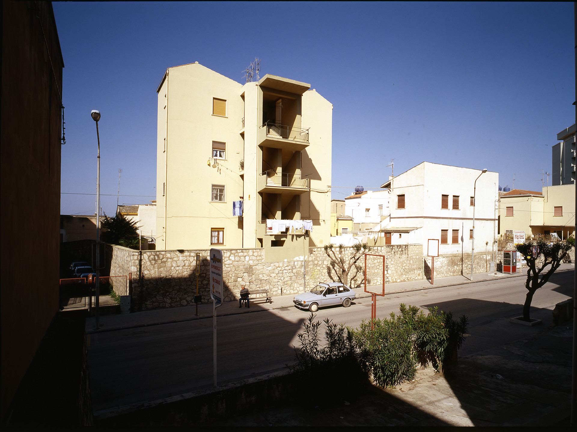 Unità tipologica a quattro piani su Via dei Cappuccini
