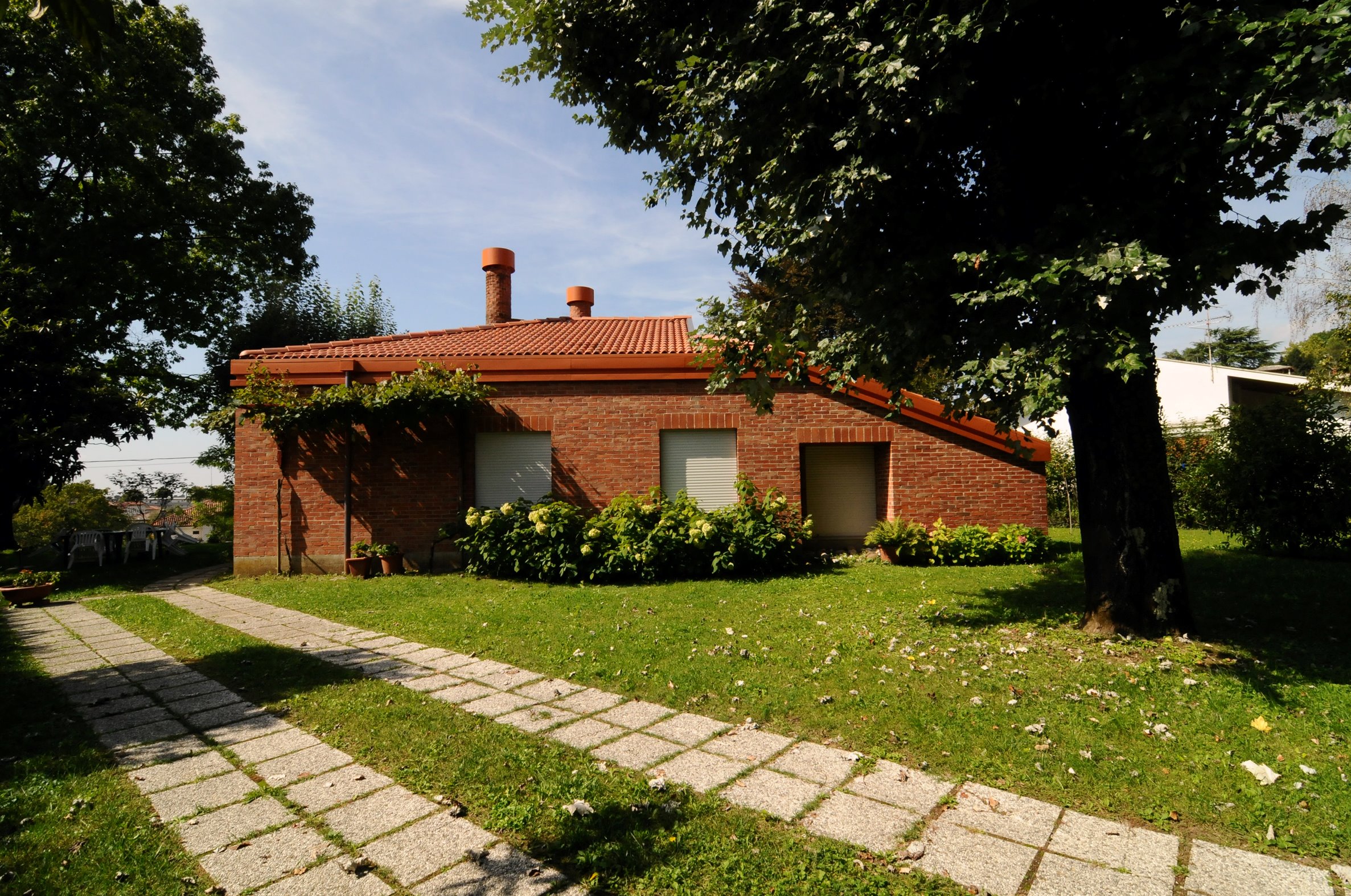 Il fronte sul giardino