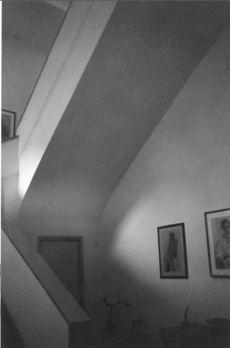 Interno, particolare della scala