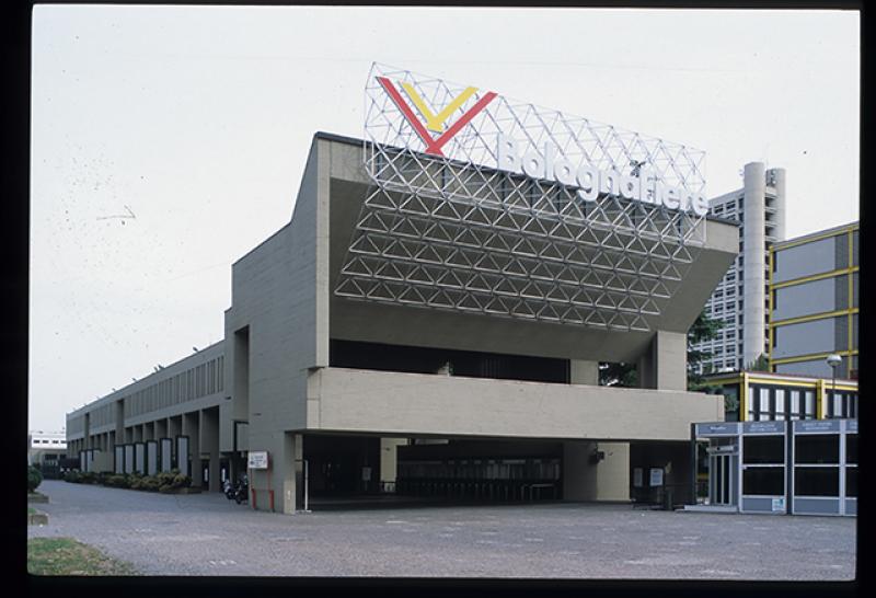 Veduta d’angolo del Padiglione