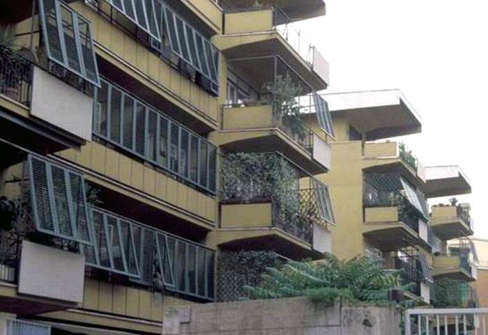 Particolari infissi e balconi