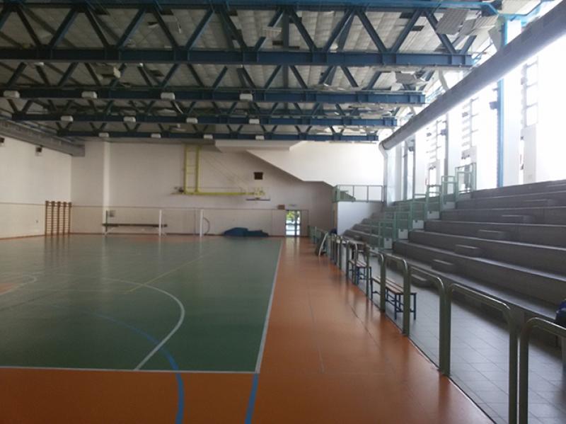 Interno, palestra (2015)