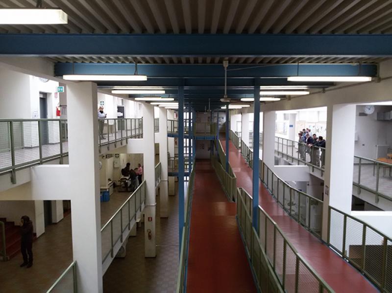 Interno, sistema di distribuzione a rampe (2015)