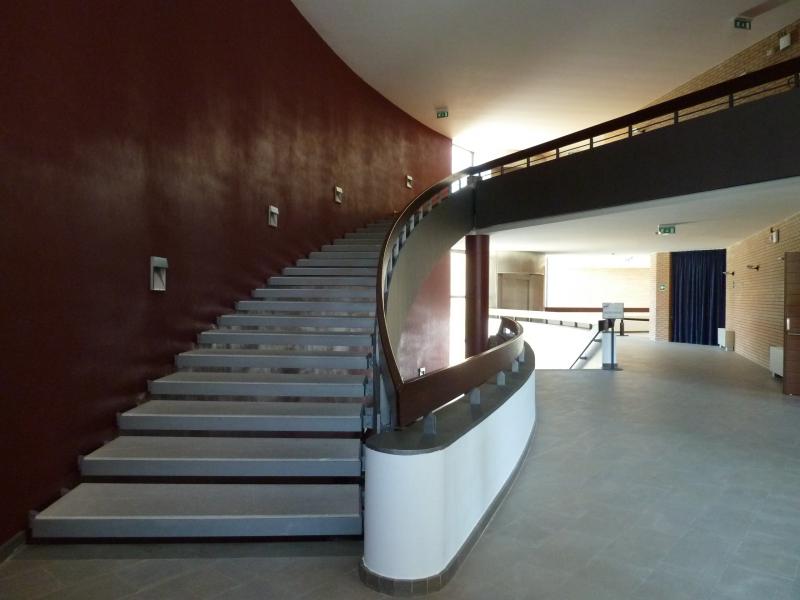 Aula Magna - scalinata interna atrio d'ingresso