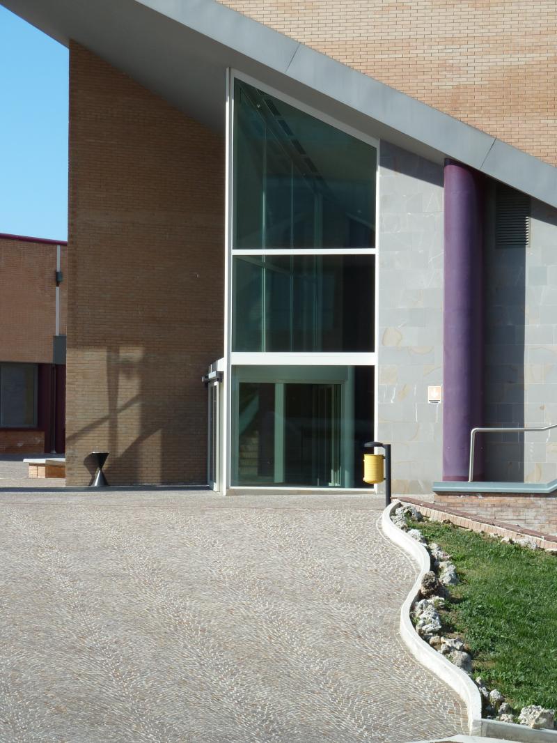 Aula Magna - particolare vista esterna