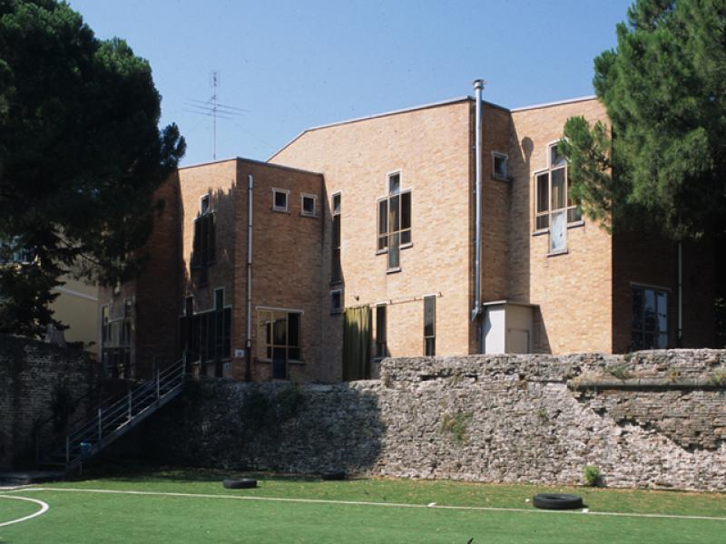 Centro educativo italo-svizzero (CEIS)