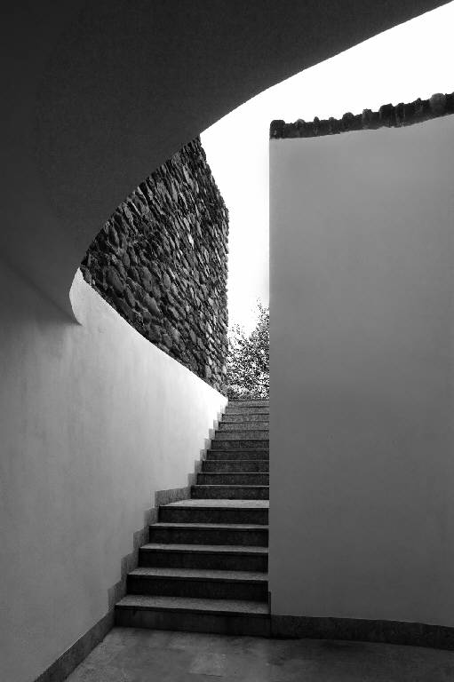 Accesso al dehor della biblioteca