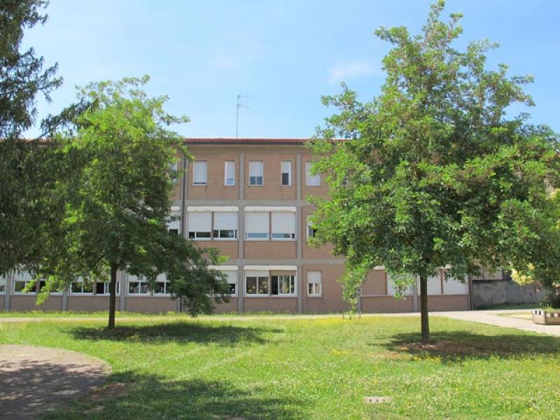 Vista del fronte sul cortile